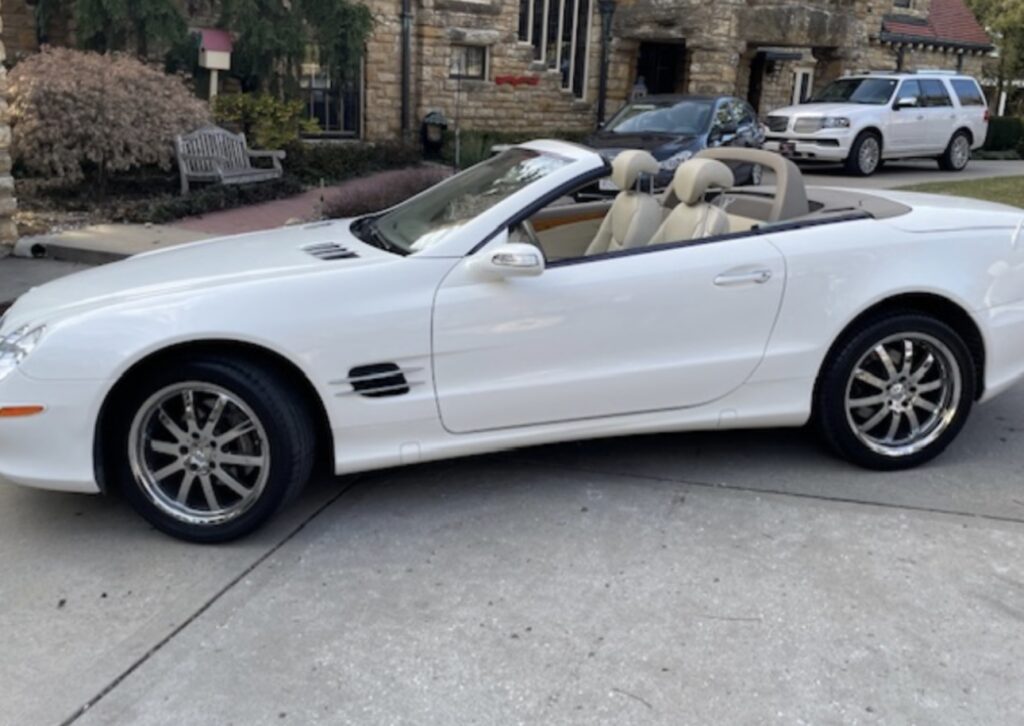 2005 Mercedes-Benz SL500 2-passenger Coupe/roadster