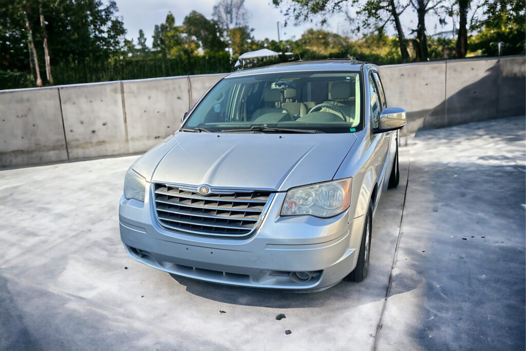 2008 Chrysler Town and Country