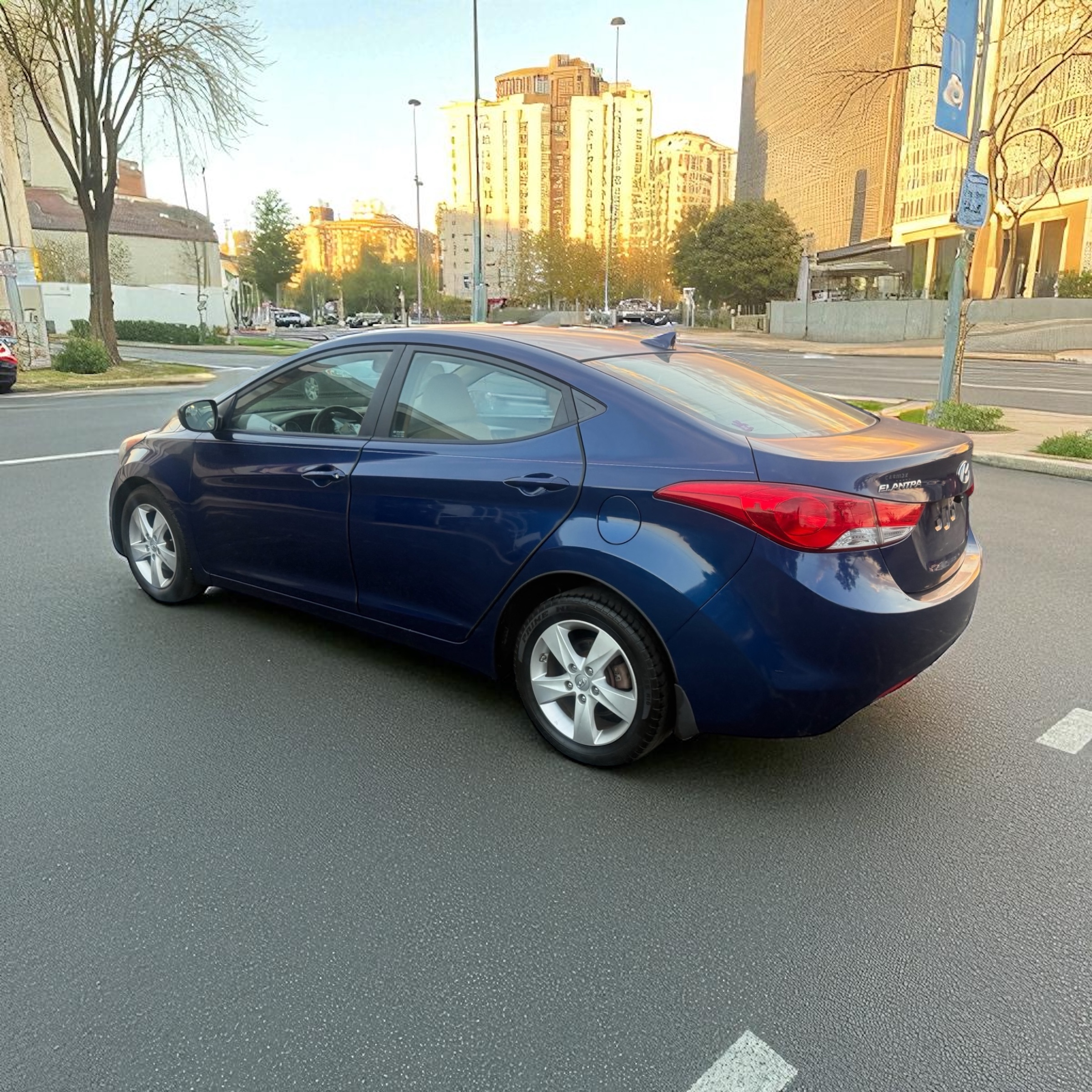2013 HYUNDAI ELENTRA LIMITED