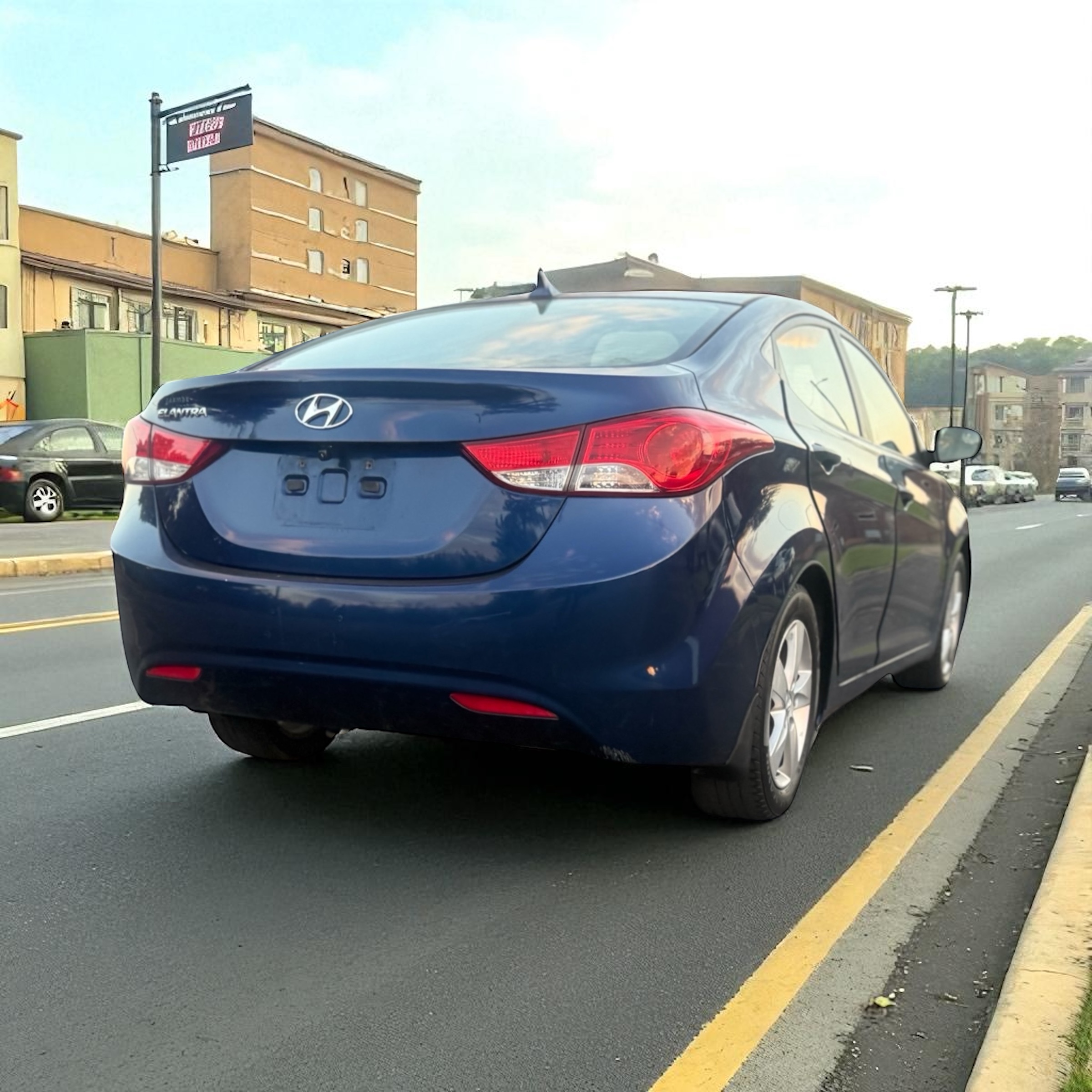 2013 HYUNDAI ELENTRA LIMITED