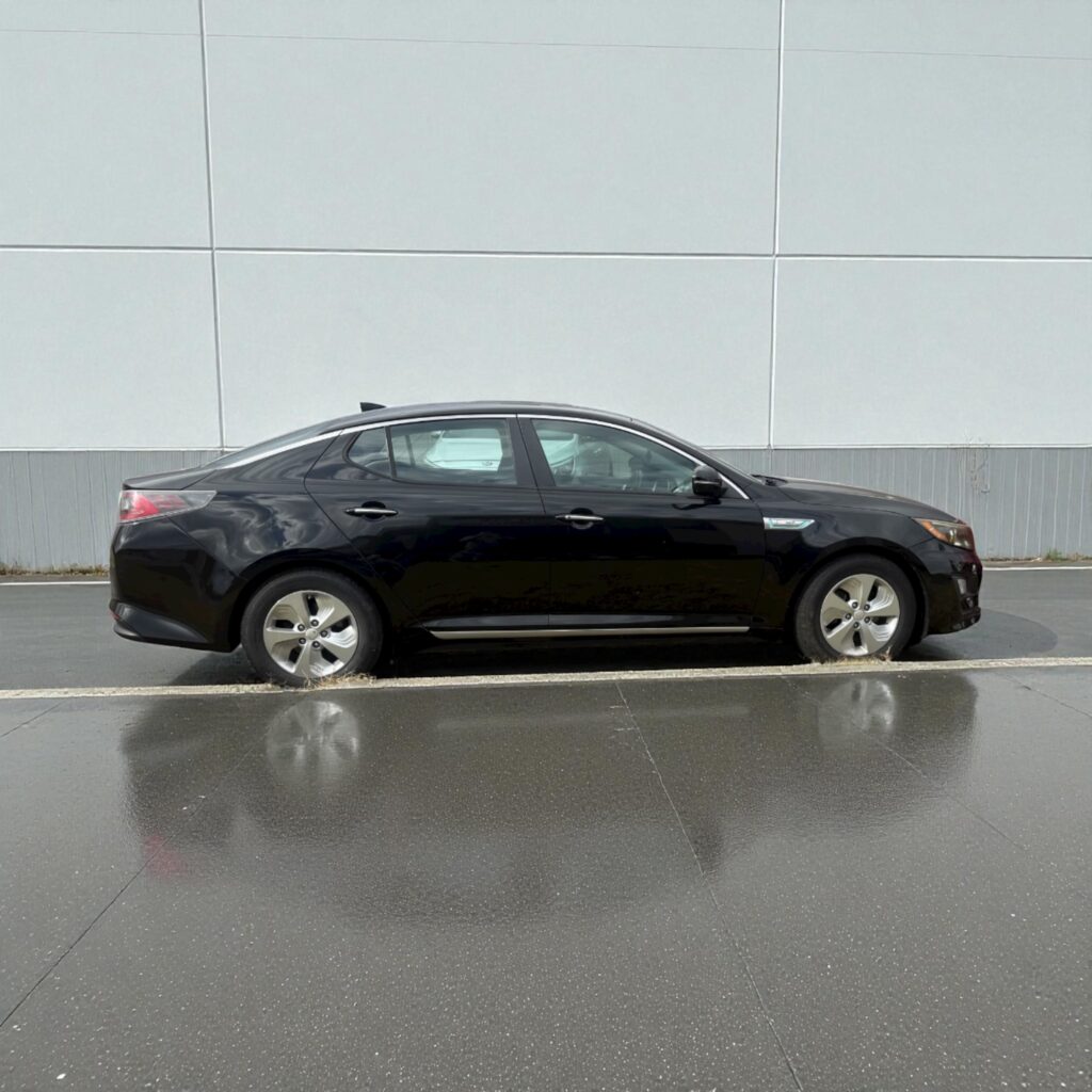 For sale 2015 Kia Optima Hybrid